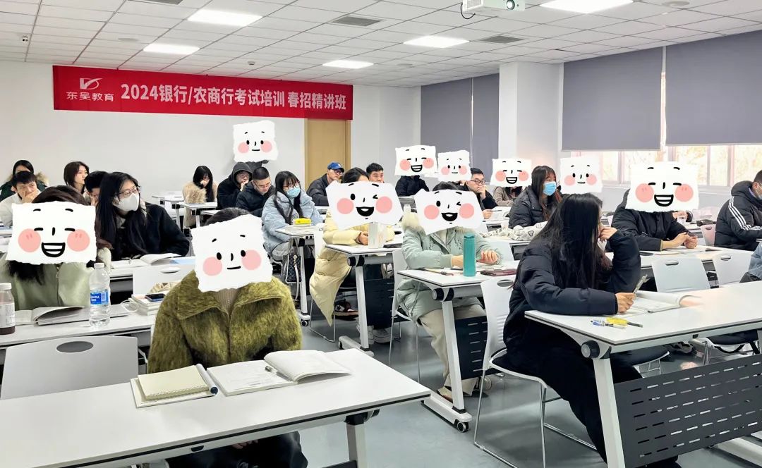所謂“組合”課程，字面意思就是通過(guò)課程間的組合，從而更適合學(xué)員的學(xué)習狀況，常見(jiàn)的組合課程是：精講班+刷題班。